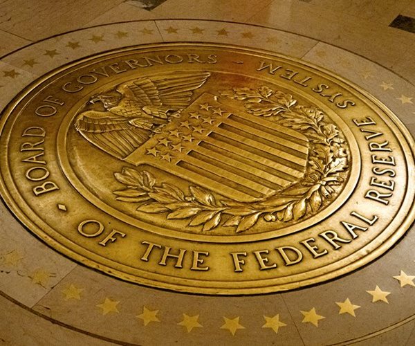 Central Banker Poll: Fed Independence, US Rule of Law at Risk