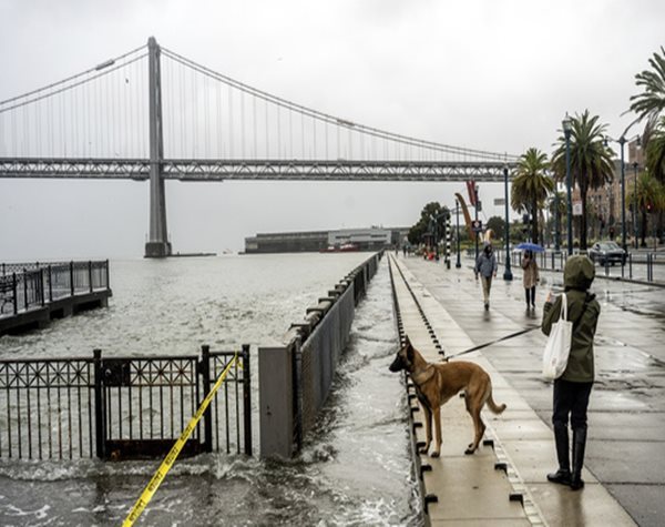 Storms Across US Bring Heavy Snow, Dangerous Ice and a Tornado in California