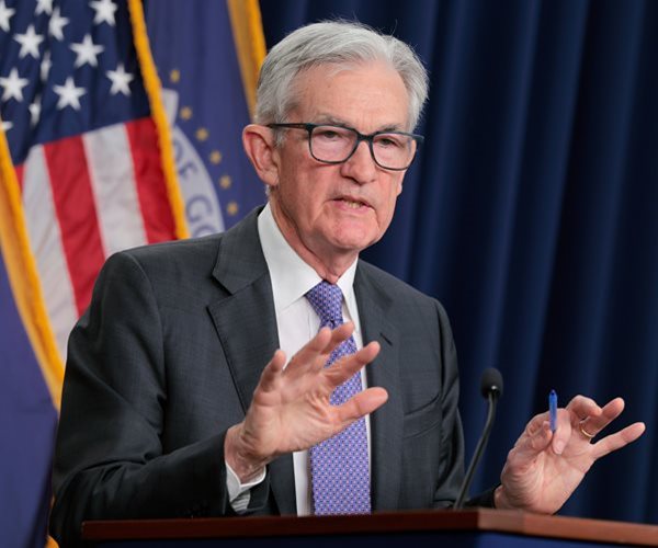 Fed Holds Interest Rates Steady