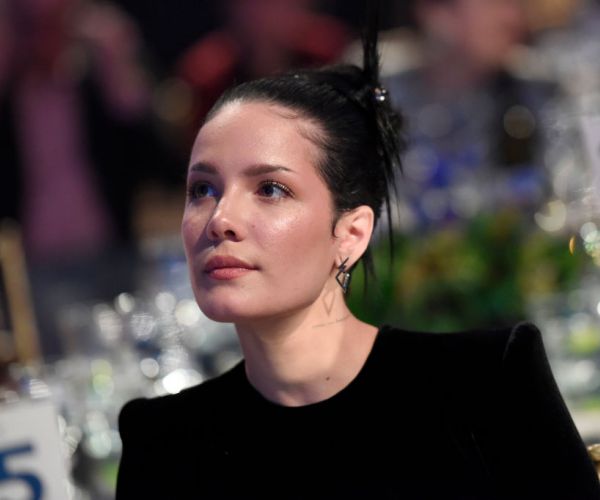 Pop Star Halsey: I Was on Verge of Prostitution Before Fame