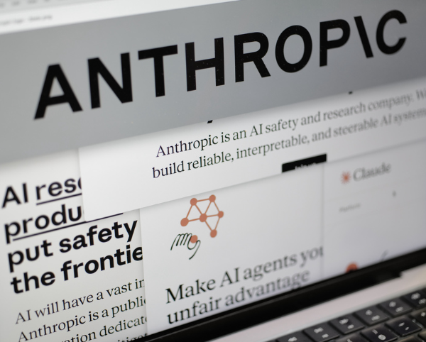 Trump Directing US Agencies to Cease Use of Anthropic Tech