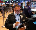 Dow Falls 540 Points as Tariffs, Jobs Data Spark Sell-Off