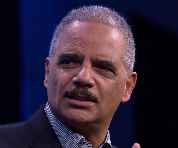 Report: Obama AG Holder to Vet Harris' VP Candidates