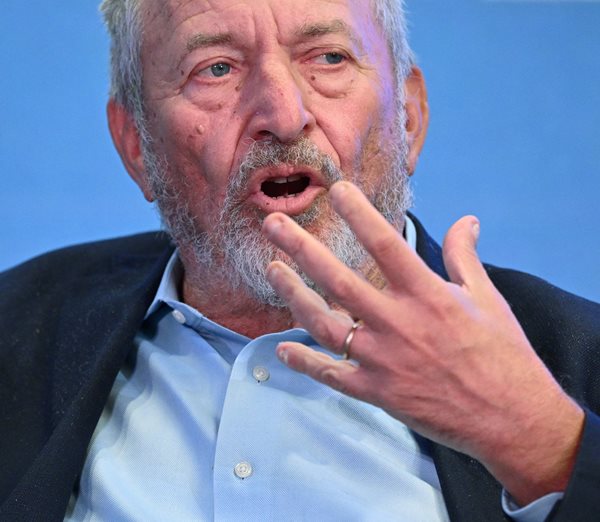 50-50 Chance of Recession This Year: Larry Summers