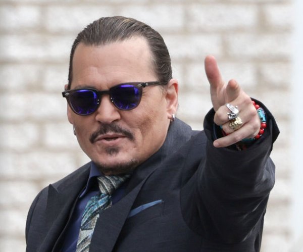 johnny depp waves