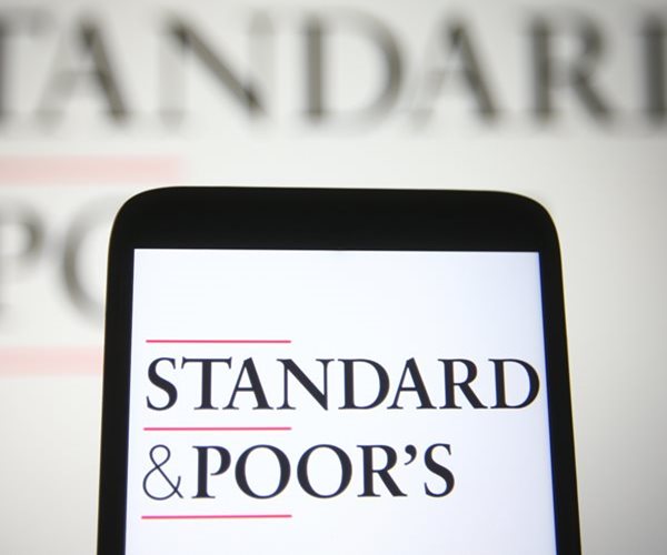 3 Top Dividend Growth Stocks With DRIPs