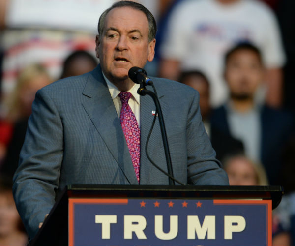 Mike Huckabee Supports Revoking Clearances of Obama-Era Officials