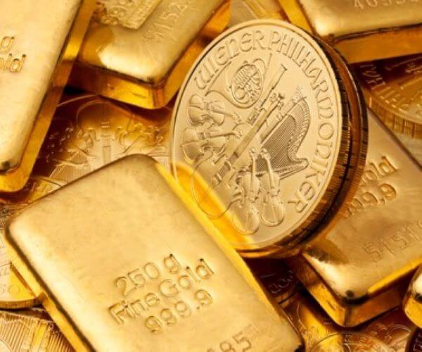 Gold Hits New Record High on Tariff Worries, ETF Inflows