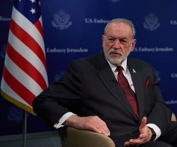 Huckabee's Remarks on Israel and Middle East Land Draw Condemnation in Region