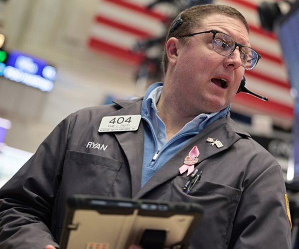 Futures Slide as Mideast Tensions Weigh on Risk