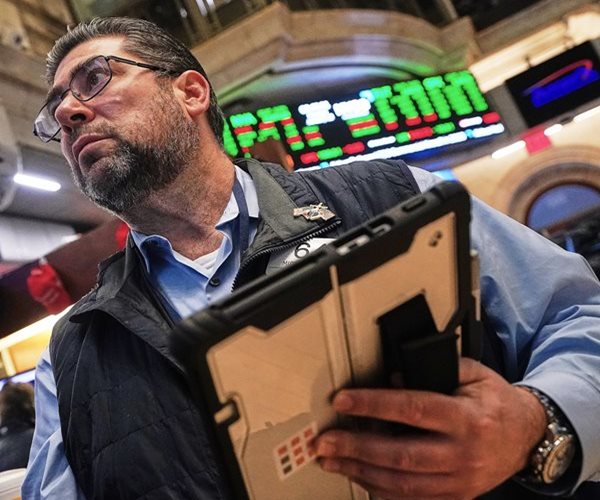 Wall Street Hangs Near Its Records