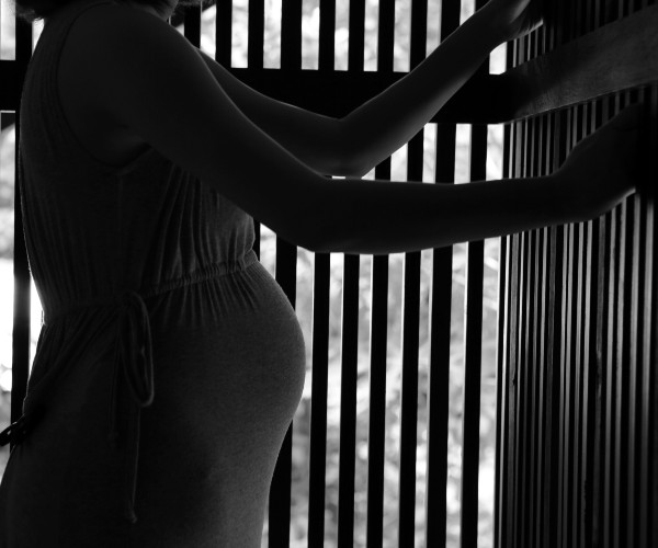 women in pregnancy and prison 