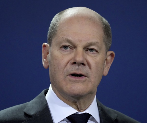 Germany's Scholz Welcomes Turnaround in Energy Policy, Handelsblatt Reports