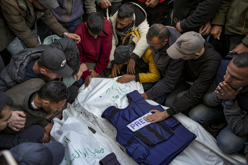 Middle East Latest: 5 Journalists Killed by Israeli Strike in Gaza outside Hospital