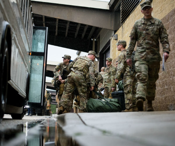 an airborne division of the us army heading to the mideast 