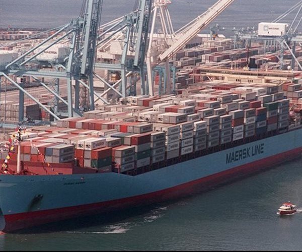 Maersk: Clear Cargo Before Possible Port Strike