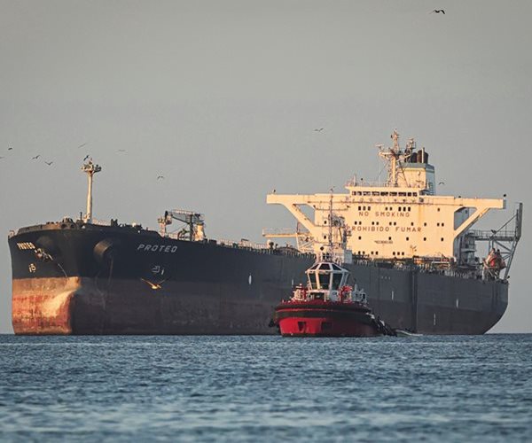 Oil Surges 4% to 5-Month High on Iran Attack Concerns