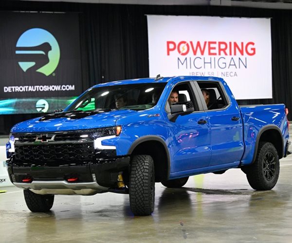 Trump Rescinds the EV Fuel Economy Math Rule That Was a Lie!