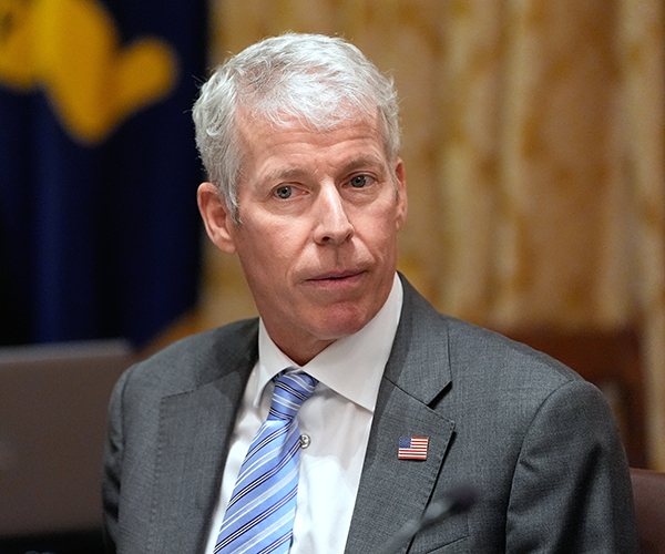 US Says It Will Not Hit Iran Energy Sector