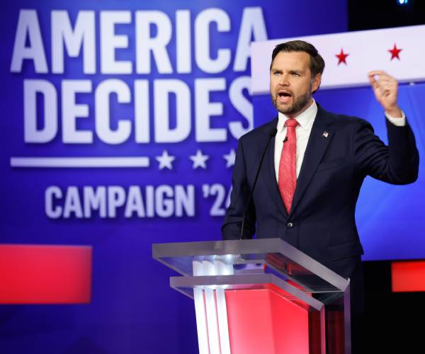 jd vance on the debate stage