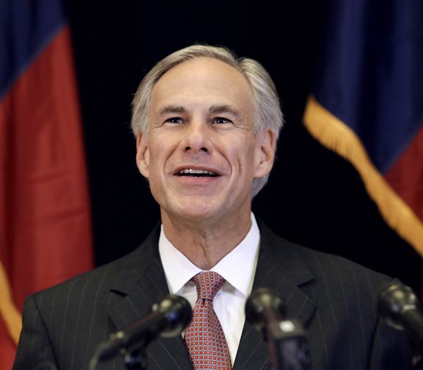 Trump Wins Texas Governor Abbott's Endorsement at US-Mexico Border