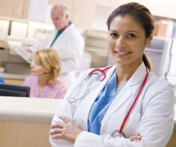 US Services Sector Hits 3-1/2-Year High