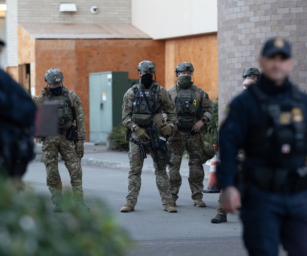 Oregon Warns DOJ, DHS Over 'Reckless' Immigration Arrests