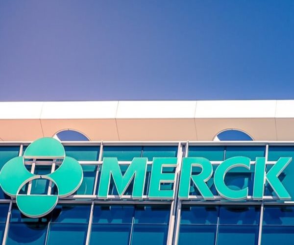 Big Pharma Stocks Rise on Latest Trump Tariff Plan
