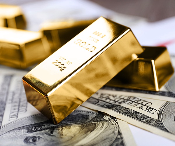 Central Banks Bet on Gold—Should You?