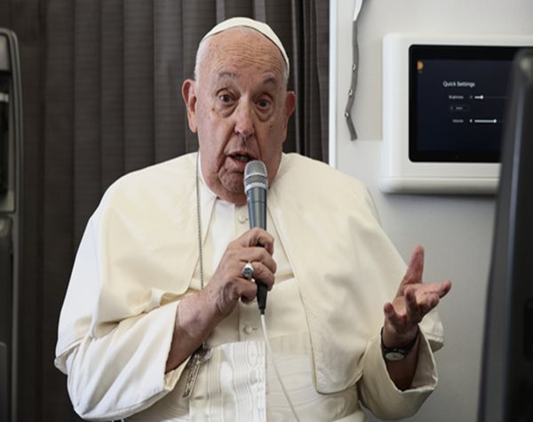 87 and Hobbled, Pope Francis Goes Off-Script in Asia and Reminds World he Can Still Draw a Crowd