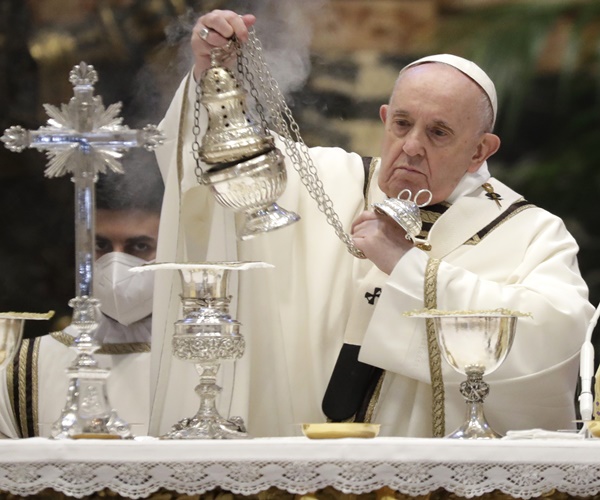 pope francis performs papal duties