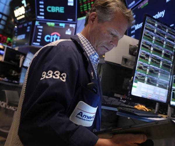 Dow Loses 325 Points, Nasdaq Down 2% as Vaccine Makers Sink