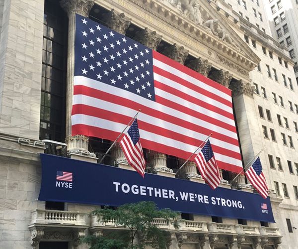 Wall St Ends Higher After Zelenskyy and Trump Clash