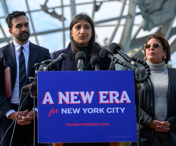 the big apple of the empire state of the united states mayoral politics and or history 