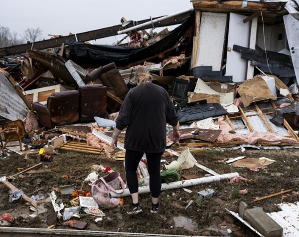 At Least 33 Dead as Tornadoes Ravage Central US