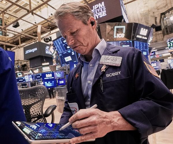 Stocks Fall With Banks Amid Credit Card Rate Plan