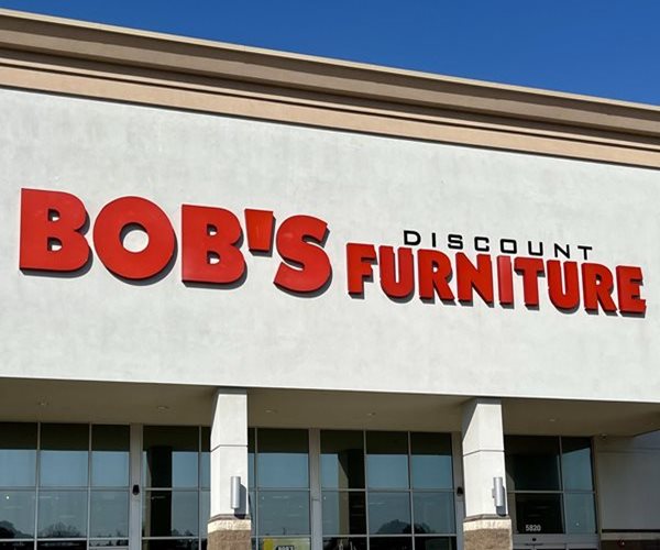 Bob's Discount Furniture Files for US IPO