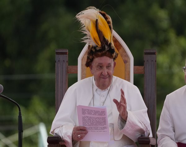 Pope Arrives in the Remote Jungles of Papua New Guinea with a Ton of Humanitarian Aid and Toys