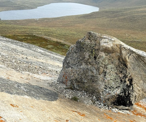 overseas island nation minerals natural earth byproducts and phenomena 