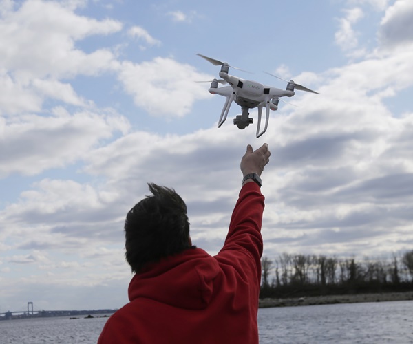 US Officials Say Most Northeast Drone Sightings Are Actually Manned Aircraft