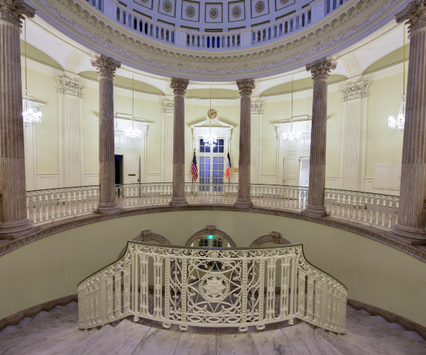 the city hall of a city in the empire state of the united states 