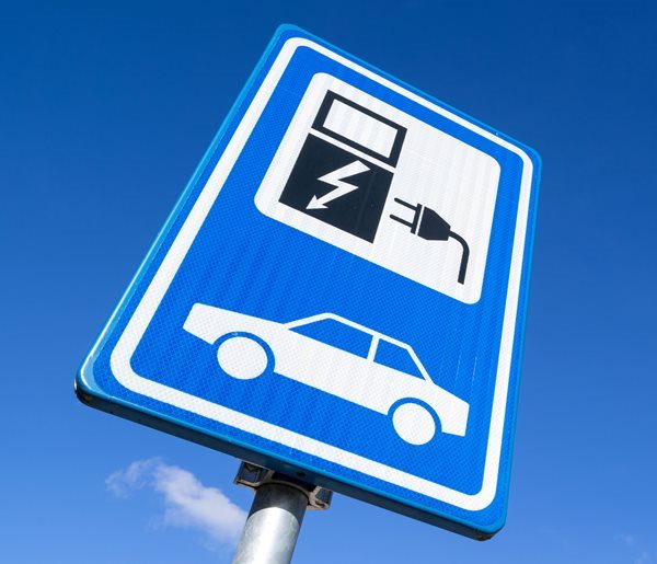 Lauren Fix, The Car Coach: Wyoming Bans EV Sales by 2035 - What State Is Next?