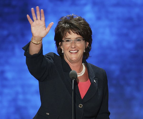 late rep. jackie walorski waving