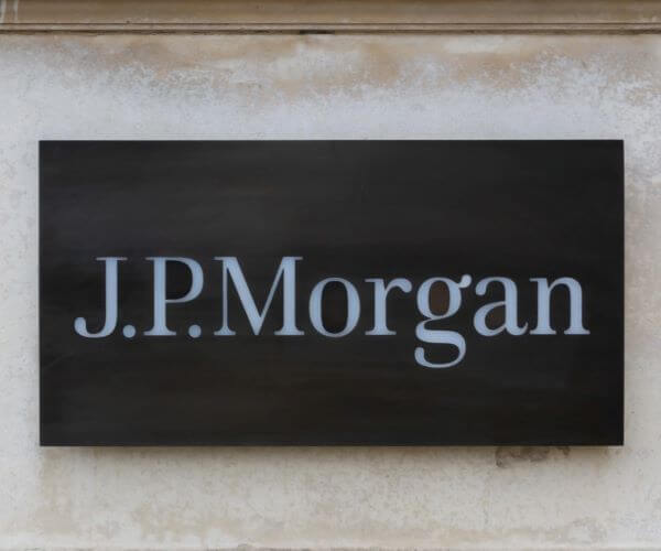 JPMorgan Profits Rise 9% in Q4 Excluding Apple Hit