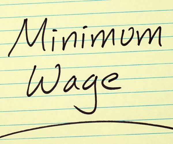 Trump Nixes Federal Contractors' $17.75 Minimum Wage