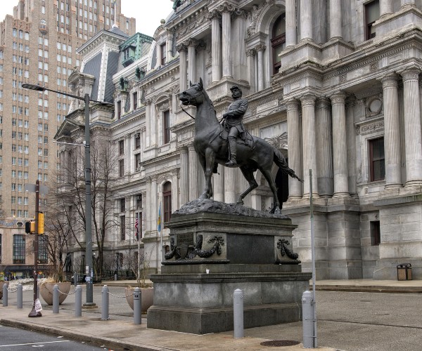 general george b mcclellan statue 