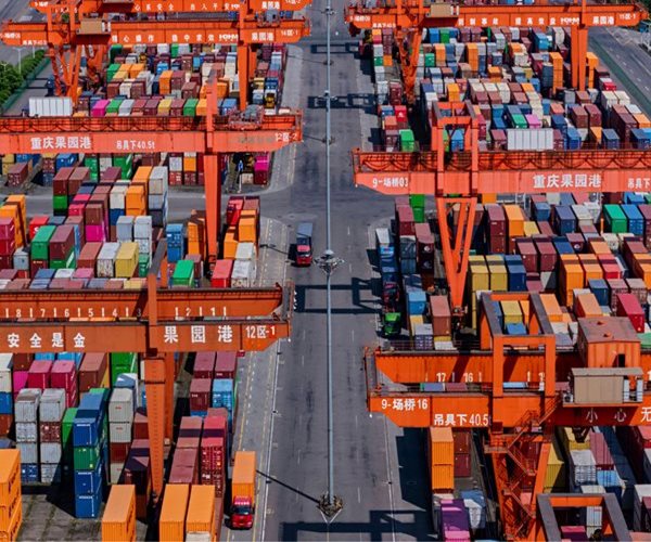 China 'Evaluating' US Offer to Negotiate Tariffs; Beijing's Door Is 'Open'