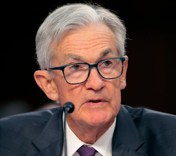 Powell: Fed 'Well Positioned' for 'Risks & Uncertainties' That Lie Ahead