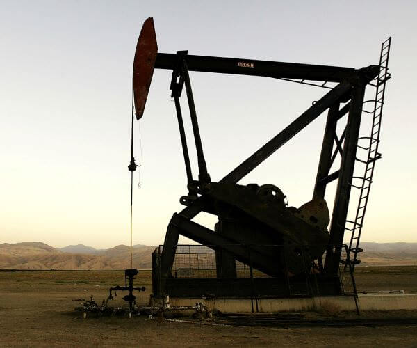 Oil, Defense, Gold: Winners of the Iran War Trade