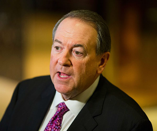 Huckabee on CMA Flap: I Didn't Want to Be a Distraction